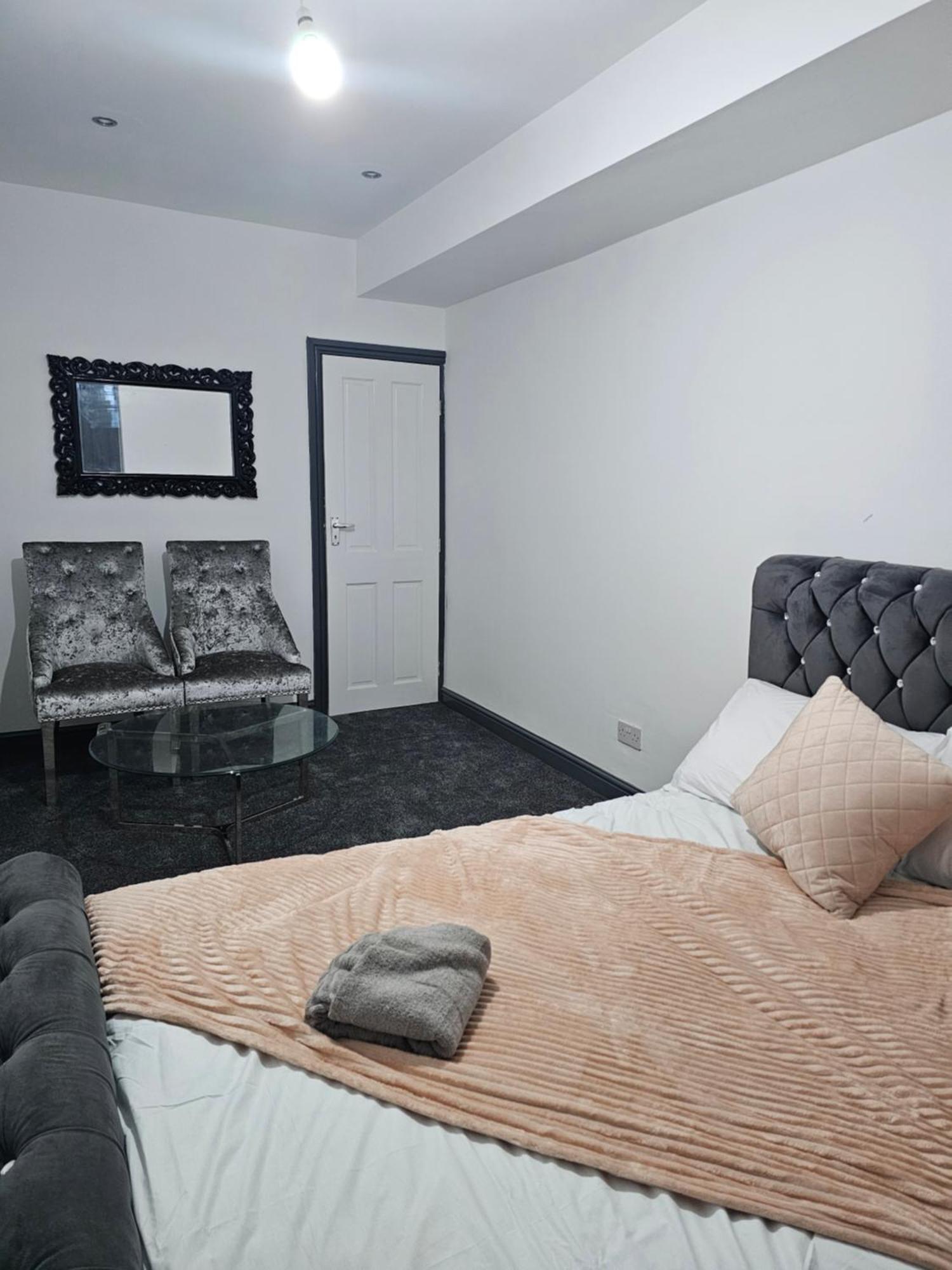 Holiday home Luxury Three Bed House