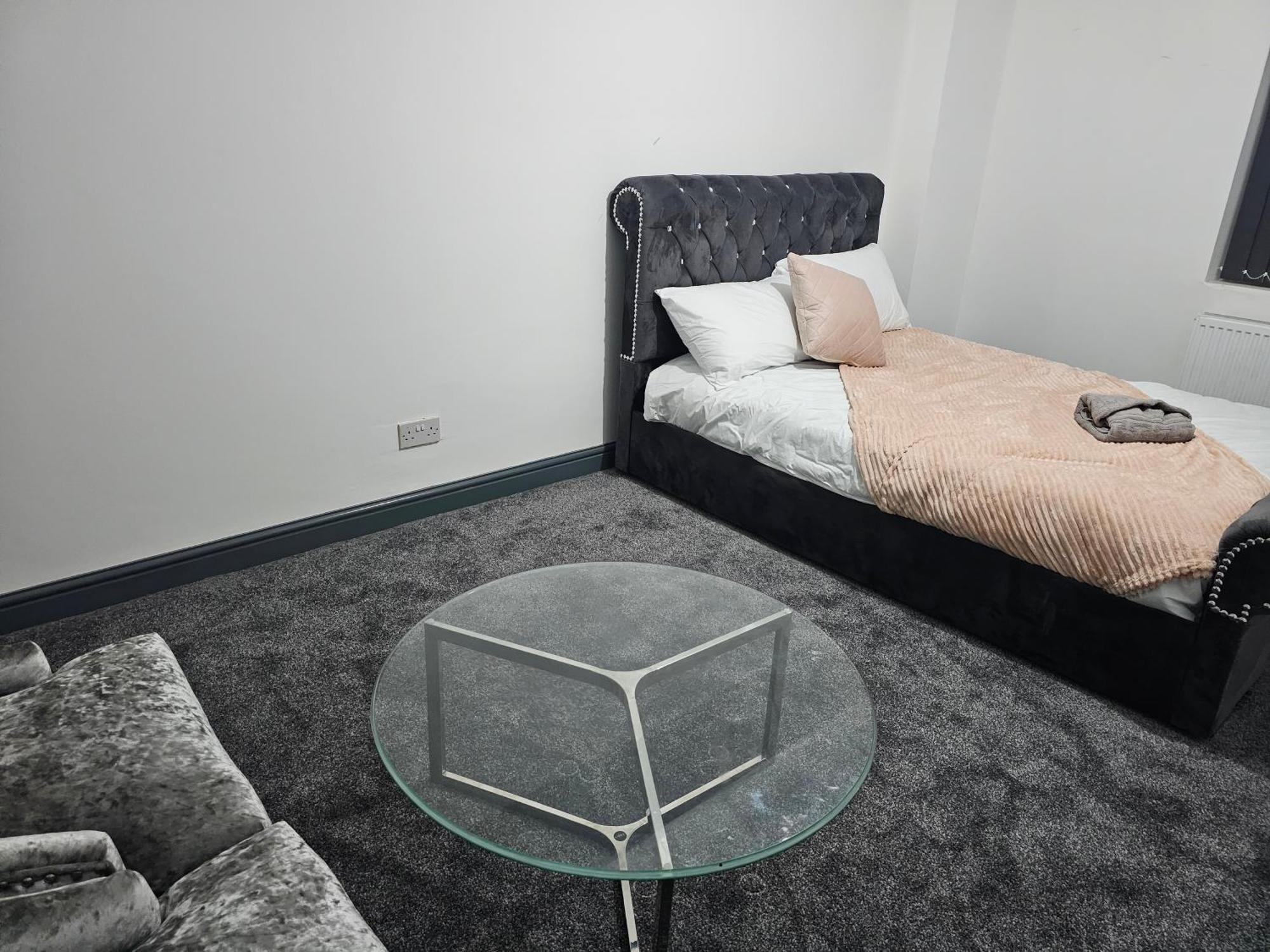 Holiday home Luxury Three Bed House Bradford (West Yorkshire)